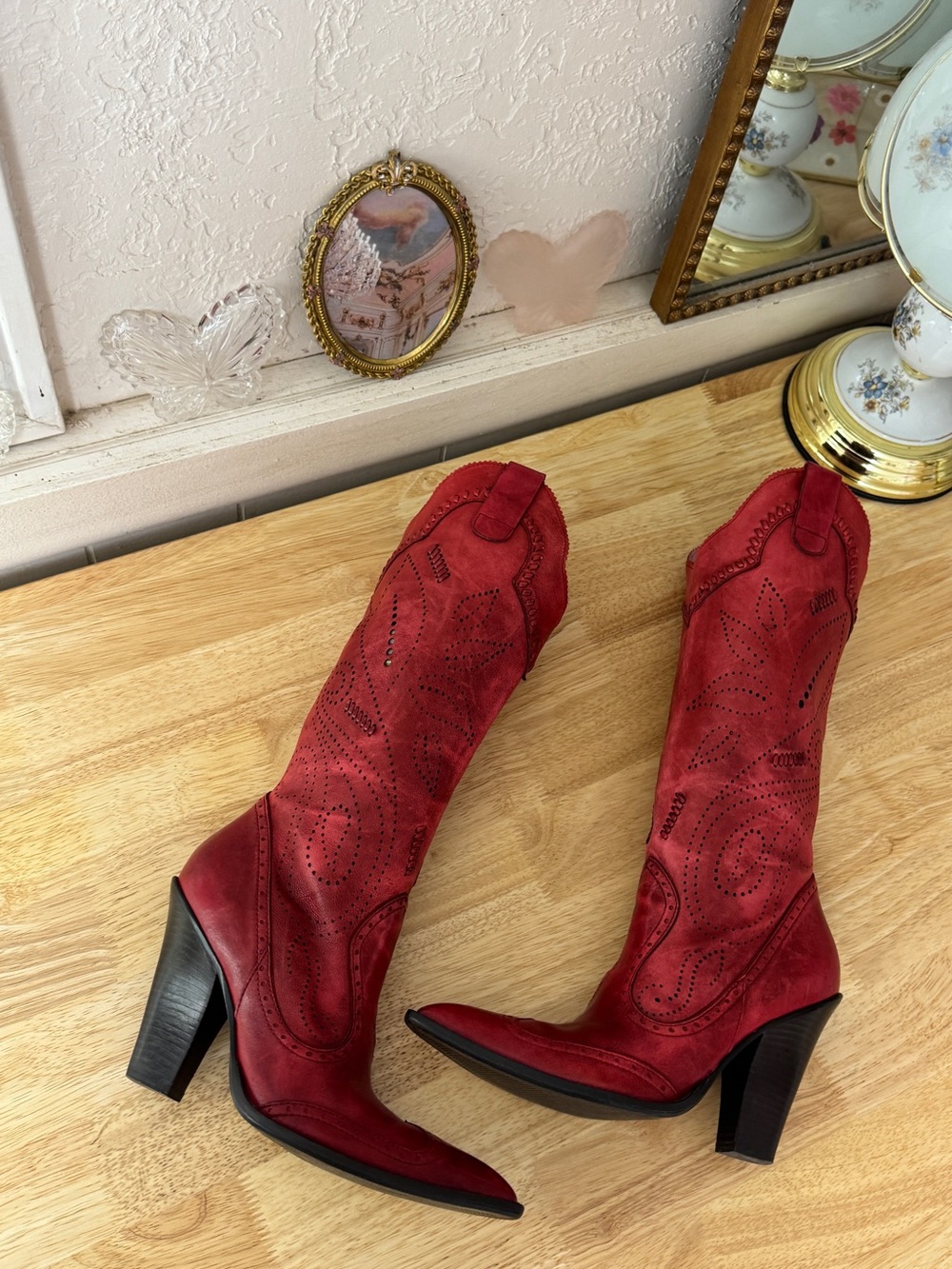 Whimsical BCBG Girls Red Western Cowboy Boots Pointed Toe Block Heel Size 5.5 - Picture 16 of 16